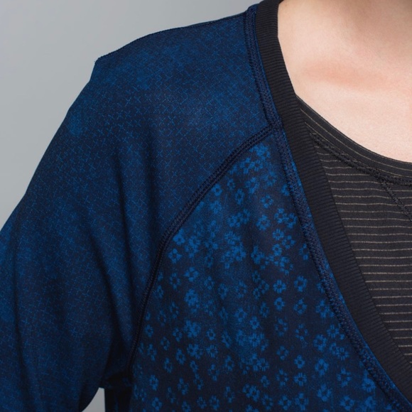 Lululemon H'Om Run Jacket, Blue/Black - Picture 5 of 8